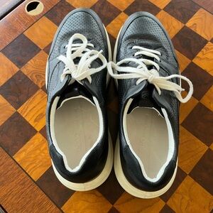 Stylish leather black Ecco sneakers. Size EU 40, US 9.